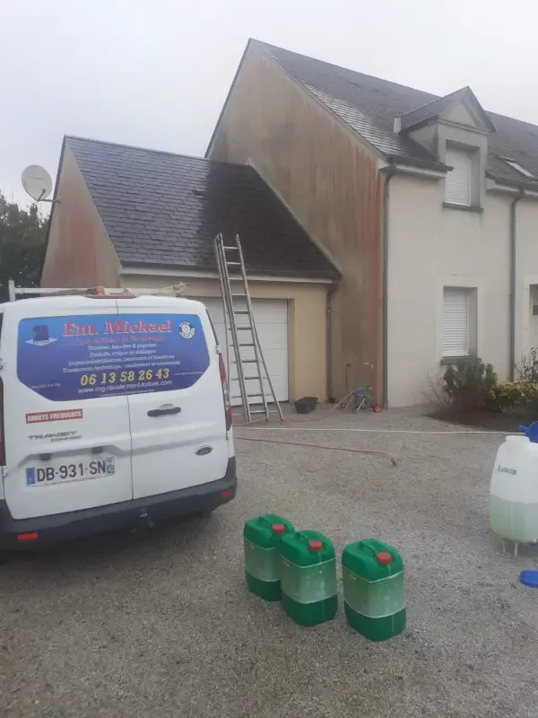 service proposé par MG RAVALEMENT TOITURE